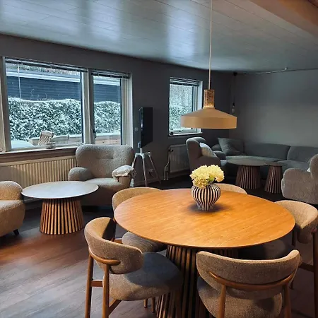 Feriehus Newly Renovated Close To The *